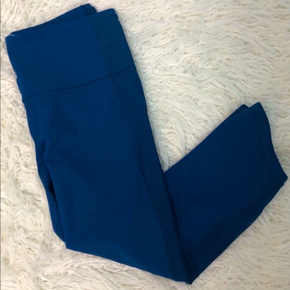 Lululemon Blue High Rise Leggings - Sheer Mesh Stripe Size 10 EUC